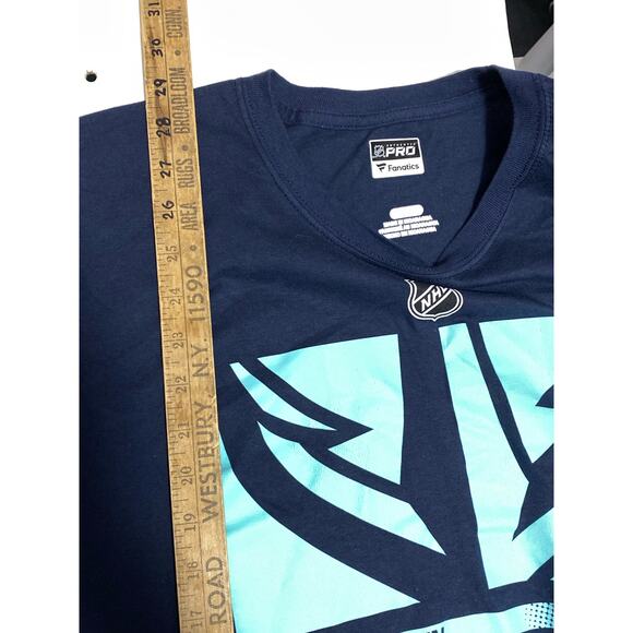 NHL Seattle Kraken Fanatics Navy Blue T-Shirt-Size Adult XL-100% Cotton - Picture 4 of 8